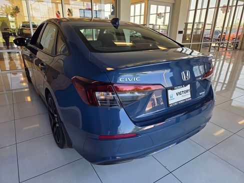 Certified 2025 Honda Civic Sport image 6