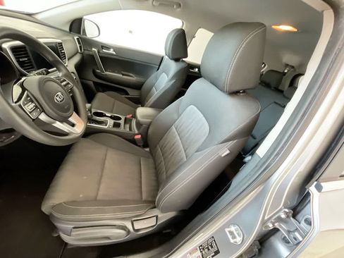 Used 2021 Kia Sportage LX AWD/4WD image 11