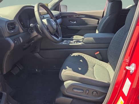 New 2026 Honda Pilot Sport image 9