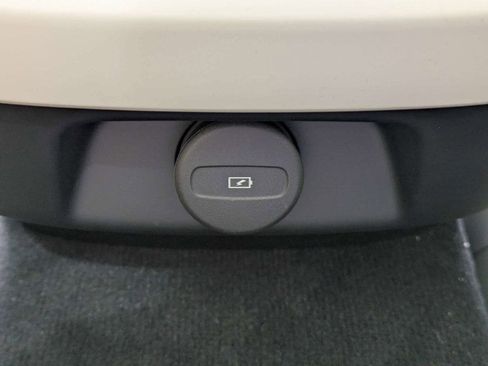 New 2026 Volvo V60 B5 Cross Country Plus w/ Protection Package Premier AWD/4WD image 17