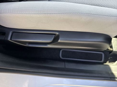 Used 2019 Honda HR-V LX image 44