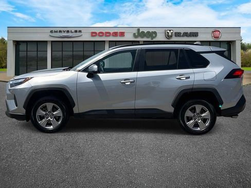 Used 2023 Toyota RAV4 XLE FWD image 8