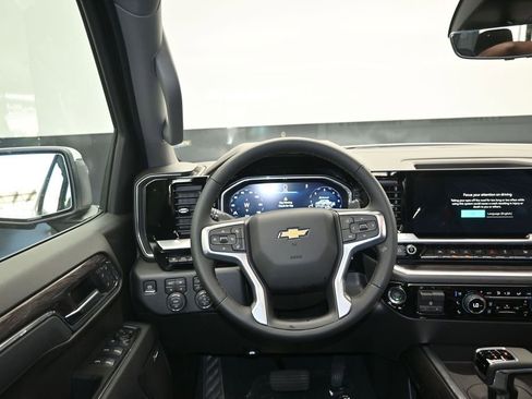 New 2026 Chevrolet Silverado 1500 LTZ w/ LTZ Premium Package AWD/4WD image 34