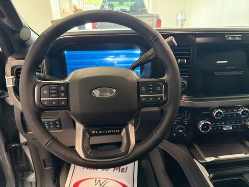 New 2026 Ford F250 Platinum w/ FX4 Off-Road Package AWD/4WD image 18