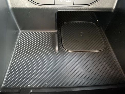 New 2026 Kia Sorento X-Line EX image 28