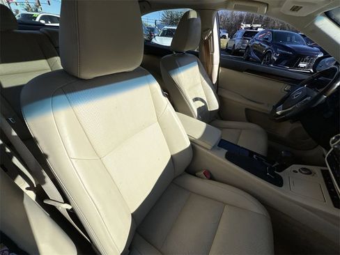 Used 2015 Lexus ES 350 image 27