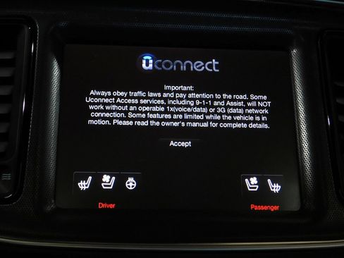 Used 2015 Dodge Challenger R/T Plus RWD image 45