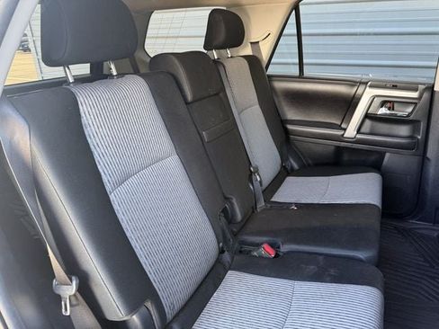 Used 2016 Toyota 4Runner SR5 AWD/4WD image 26