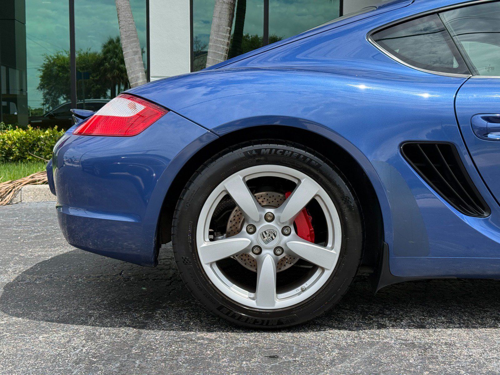 Used 2007 Porsche Cayman S RWD image 16