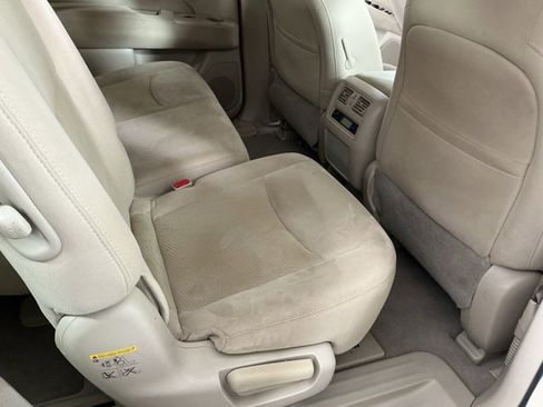 Used 2014 Nissan Pathfinder S image 12