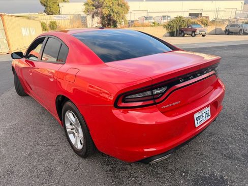 Used 2022 Dodge Charger SXT RWD image 16