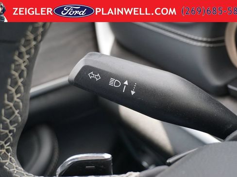Used 2023 Jeep Grand Cherokee Limited AWD/4WD image 30