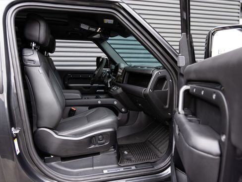 Used 2024 Land Rover Defender 90 Carpathian Edition AWD/4WD image 28