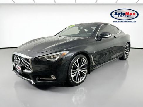 Used 2018 INFINITI Q60 3.0t Luxe w/ Sensory Package 3.0T Luxe AWD/4WD image 5