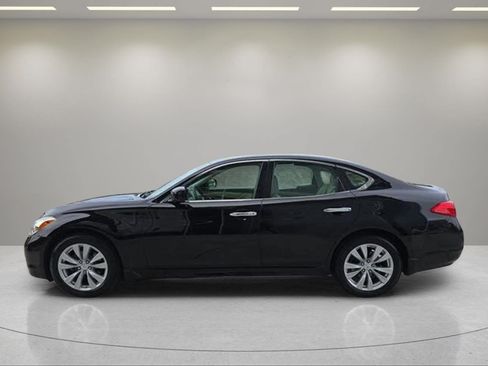 Used 2011 INFINITI M37 w/ Premium Pkg RWD image 6