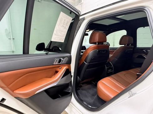 Used 2021 BMW X5 M50i w/ Executive Package AWD/4WD image 39
