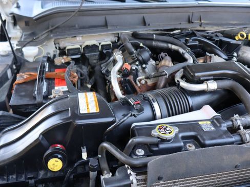 Used 2012 Ford F550 XL w/ Payload Upgrade Pkg image 41