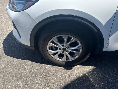 Used 2024 Ford Escape Active w/ Tech Pack #2 image 3