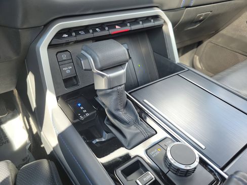 Used 2023 Toyota Tundra Platinum image 21