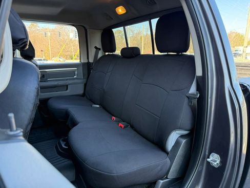 Used 2018 RAM 1500 Classic SLT image 28