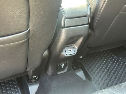 Used 2022 Jeep Renegade Limited w/ Sun, Sound & Wheels Group image 28