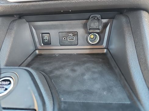 Used 2025 Nissan Sentra S image 23