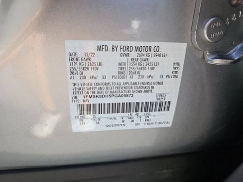 Certified 2023 Ford Explorer XLT w/ Equipment Group 202A AWD/4WD image 38
