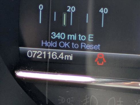 Used 2017 Lincoln Navigator Reserve image 11