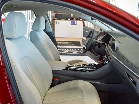 Certified 2023 Hyundai Sonata SEL FWD image 14
