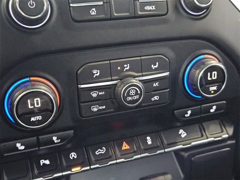 Used 2019 Chevrolet Silverado 1500 LT w/ All-Star Edition image 27