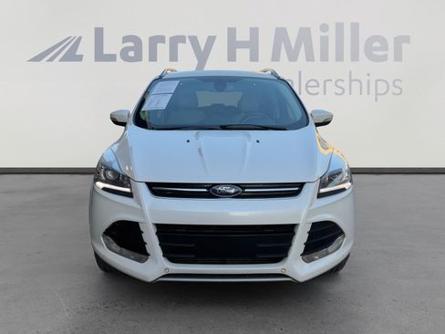 Used 2014 Ford Escape Titanium w/ Equipment Group 401A FWD image 8