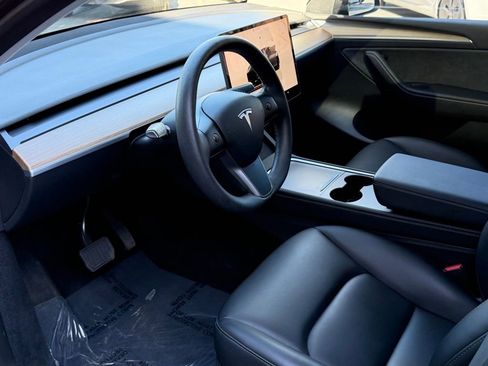 Used 2023 Tesla Model Y Long Range image 24