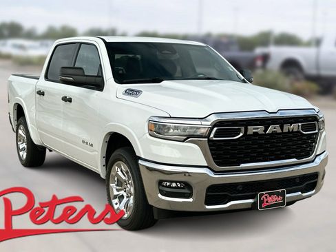 Used 2025 RAM 1500 Lone Star image 1
