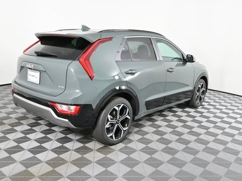 New 2025 Kia Niro EX Touring image 8