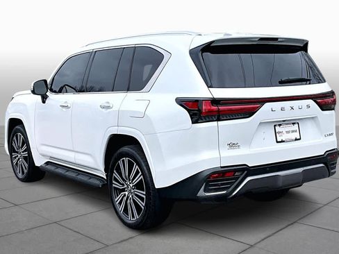 Used 2024 Lexus LX 600 4WD w/ Luxury Package image 12