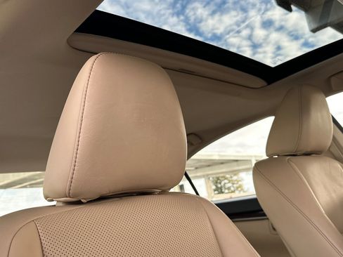 Used 2015 Lexus ES 350 image 16