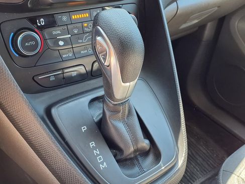 Used 2020 Ford Transit Connect XLT FWD image 23
