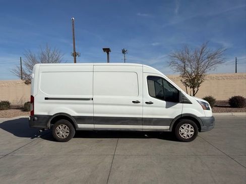 Used 2021 Ford Transit 250 Medium Roof image 4