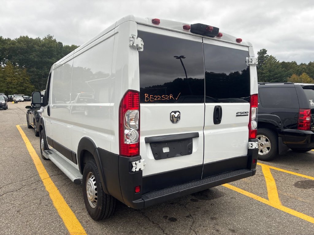 Used 2025 RAM ProMaster 2500 w/ U-Haul Equipment Group FWD image 7