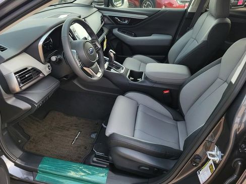 Used 2025 Subaru Outback Limited AWD/4WD image 30