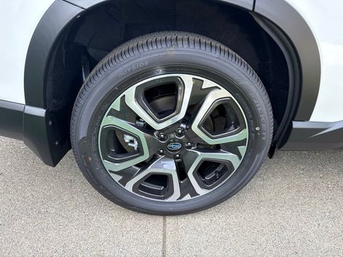 New 2026 Subaru Ascent Limited AWD/4WD image 10