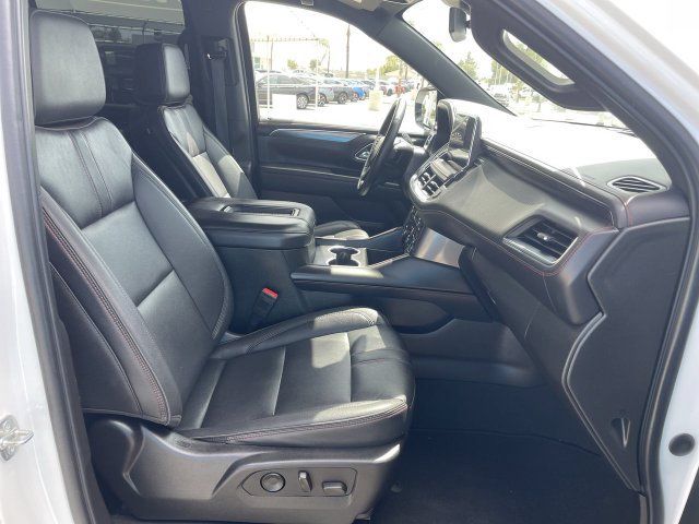 Used 2023 Chevrolet Tahoe RST w/ Luxury Package AWD/4WD image 27