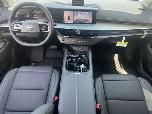 New 2026 Nissan Murano Platinum image 2