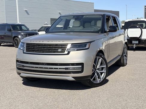 New 2026 Land Rover Range Rover SE AWD/4WD image 3