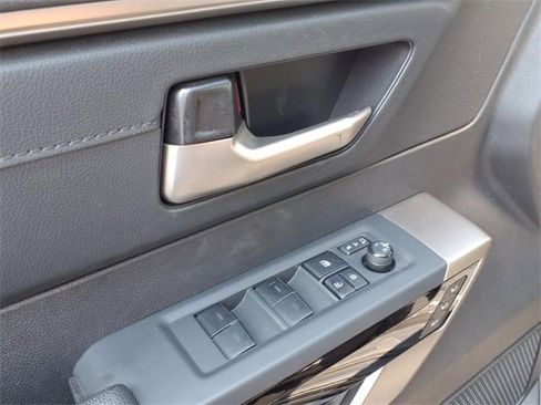 Used 2022 Toyota Tundra Limited image 12