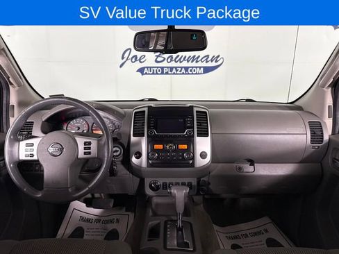 Used 2016 Nissan Frontier SV w/ SV Value Truck Package AWD/4WD image 10