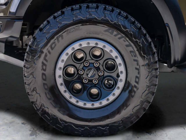 Used 2025 Ford F150 Raptor AWD/4WD image 17