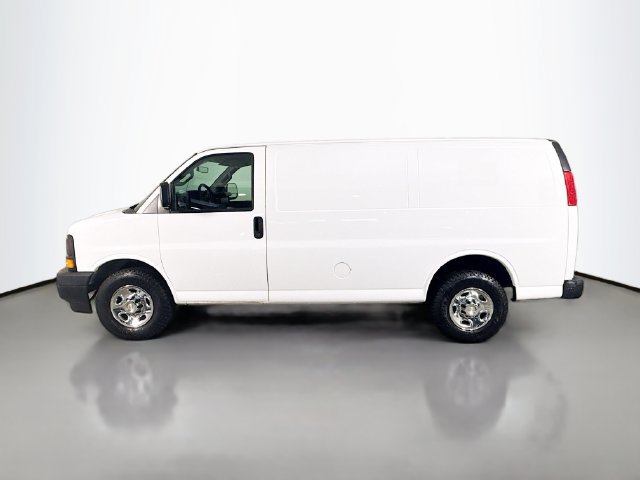 Used 2017 Chevrolet Express 2500 RWD image 6