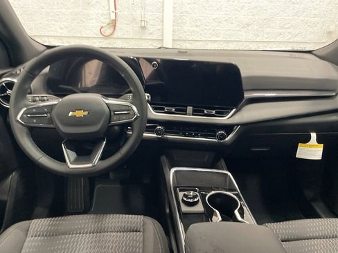 New 2026 Chevrolet Equinox LT w/ Safety and Technology Package image 10