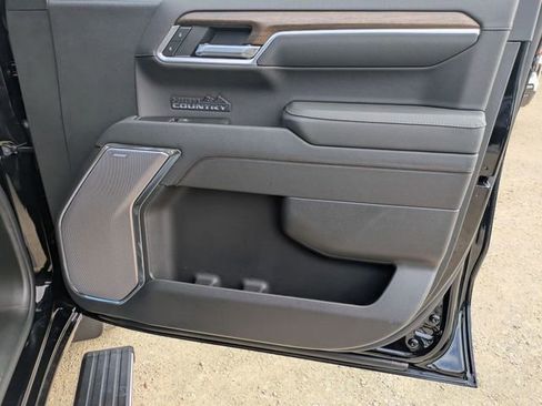 New 2026 Chevrolet Silverado 1500 High Country w/ High Country Premium Package image 37